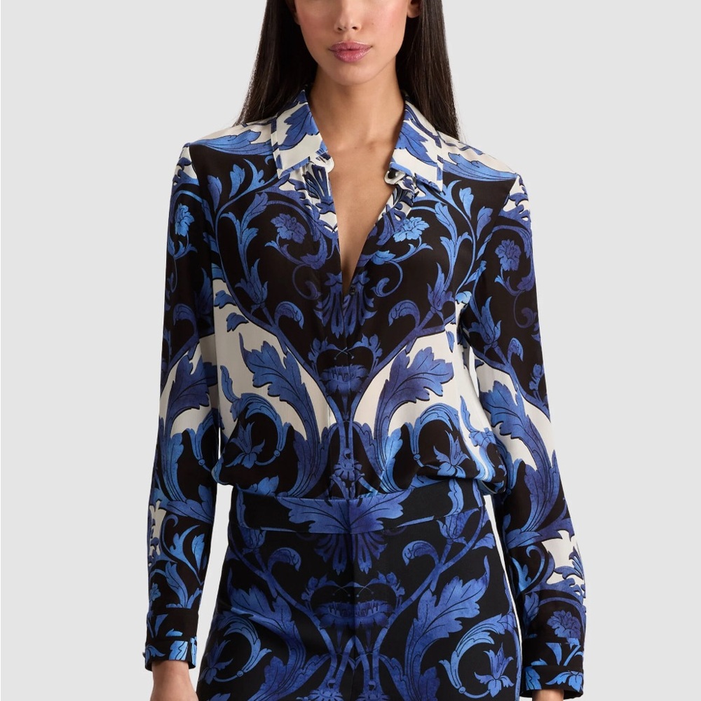 NWT Alice + Olivia Regal Retreat Willa Blouse